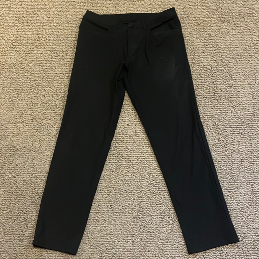 Lululemon ABC Classic Fit Pant. Warpstreme. Black. Size 31 x 30